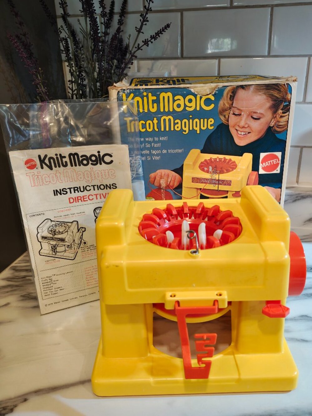 1974 Mattel Knit Magic Knitting Machine #7830 Vintage Toy Original Box